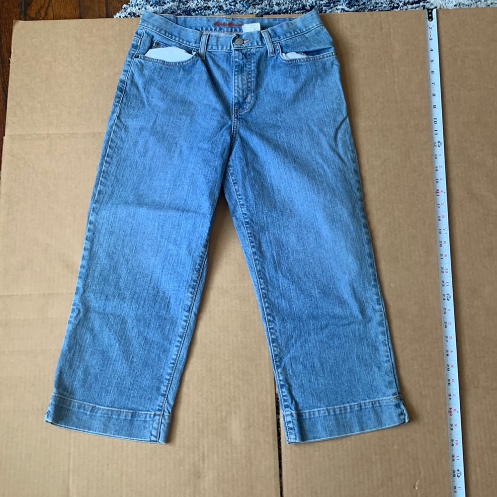 Womens wide leg eddie bouer jeans in size: 8